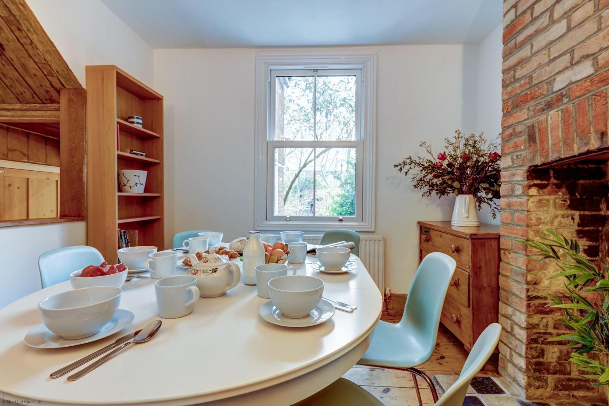 Henley Street Townhouse *