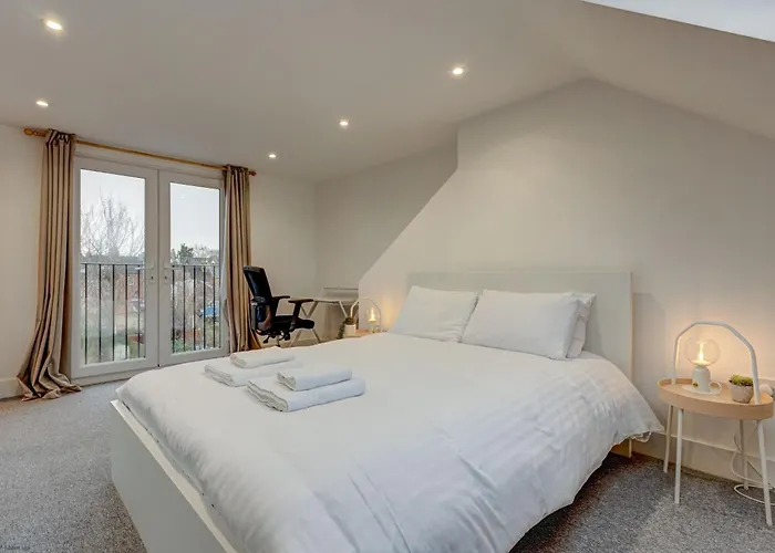 Henley Street Townhouse